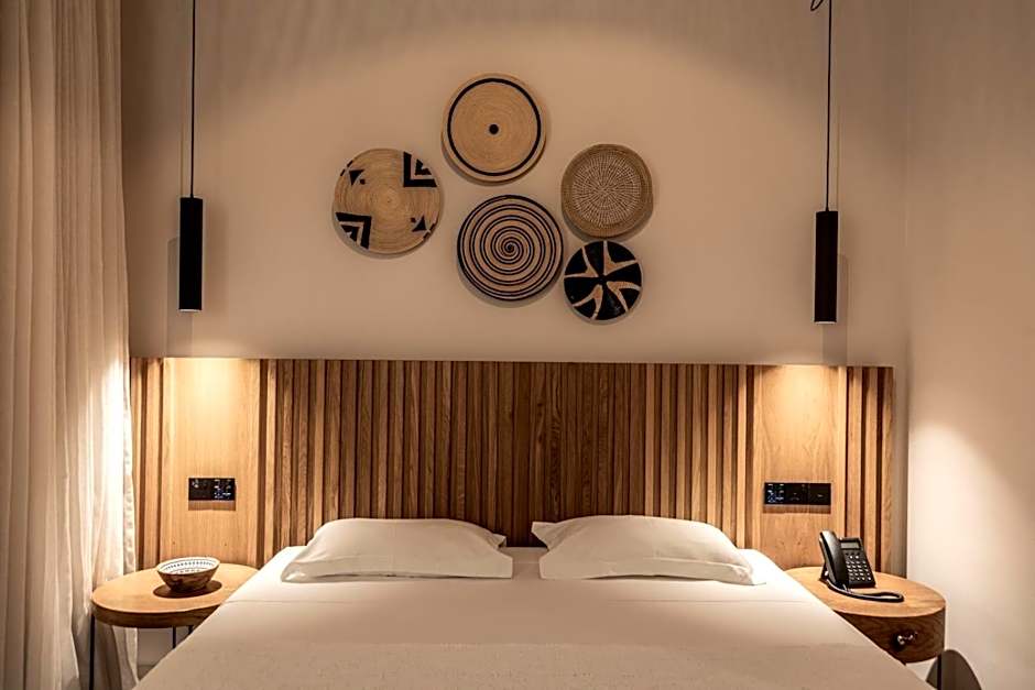 Anemi Hotel & Suites