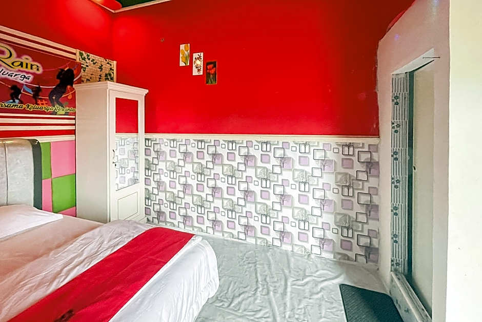RedDoorz Syariah @ Jalan RJ Junjungan Lubis Pandan