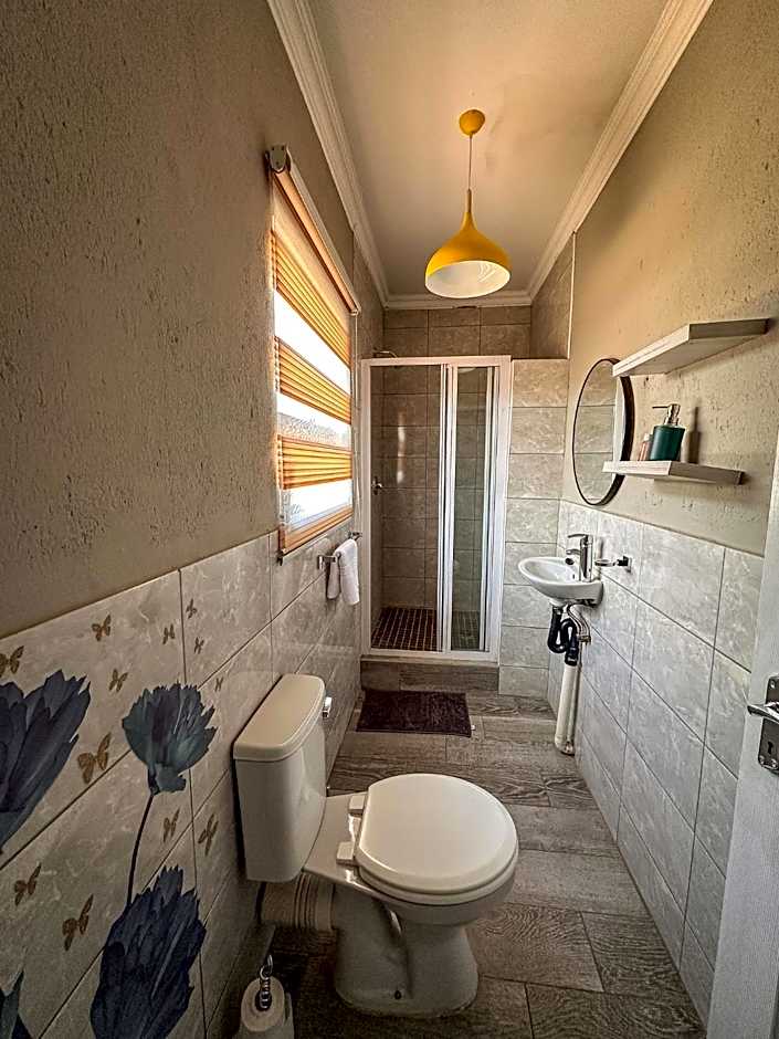 AndriMat Roadside Guest Lodge