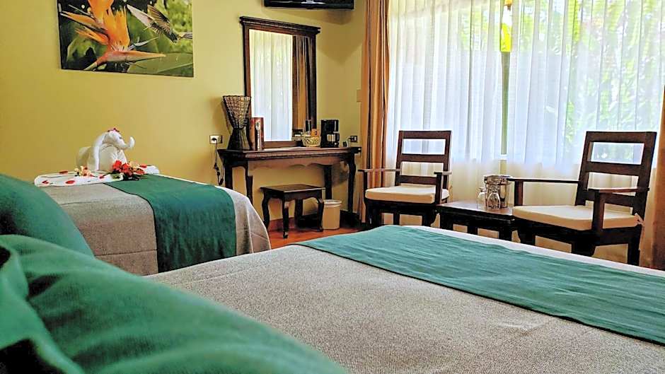 Volcano Lodge, Hotel & Thermal Experience