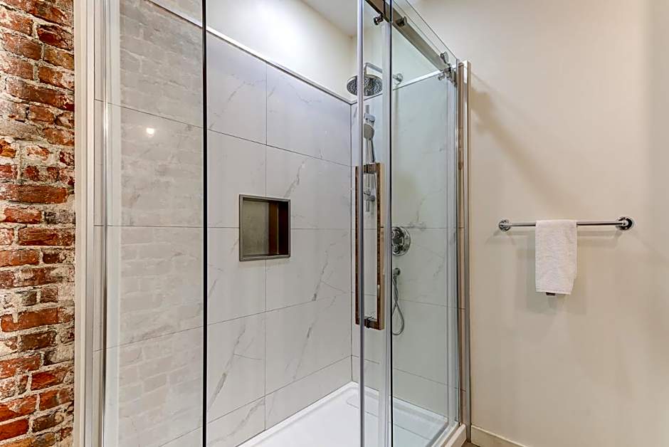 Le 555 Hébergements touristiques