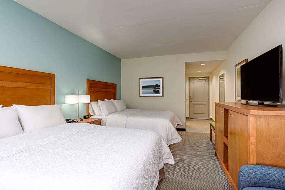 Hampton Inn By Hilton And Suites Manchester