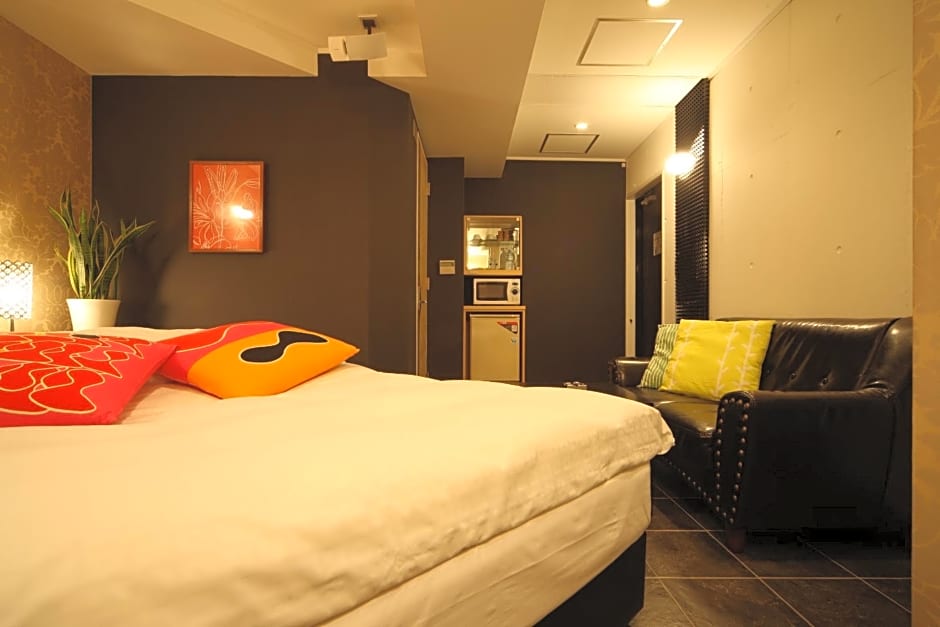 HOTEL Q