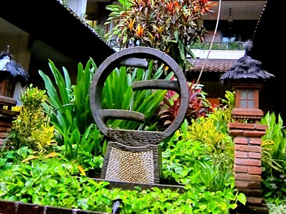 Ari Putri Hotel