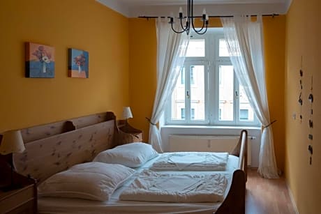 Single Room with Shared Bathroom