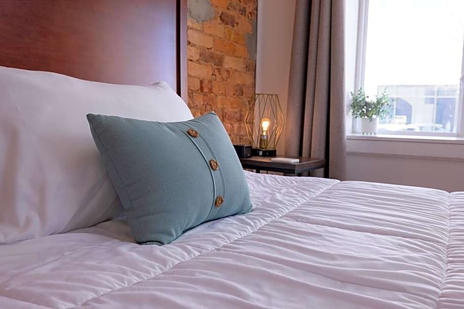 Hartwell Suites
