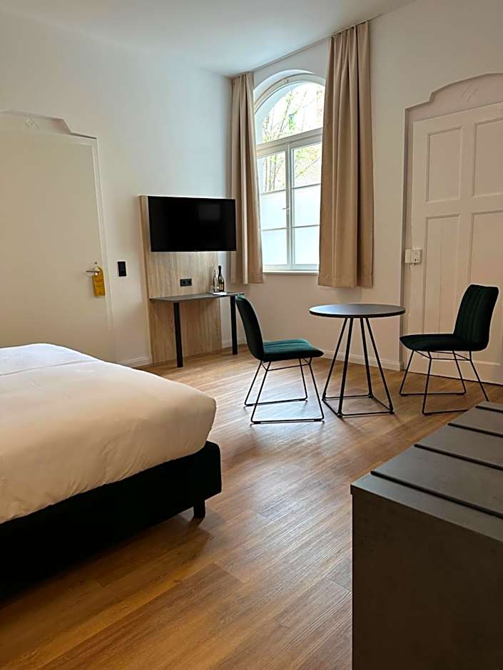 Hopfenhotel am Adenauerufer