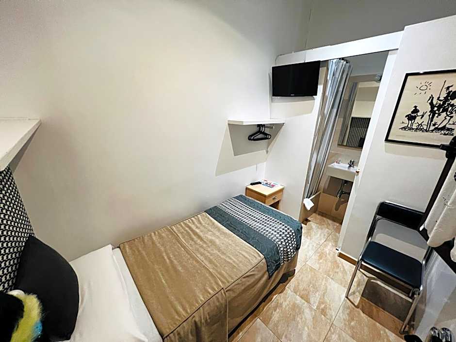 Ciudad Condal Hostal - Paseo de Gracia