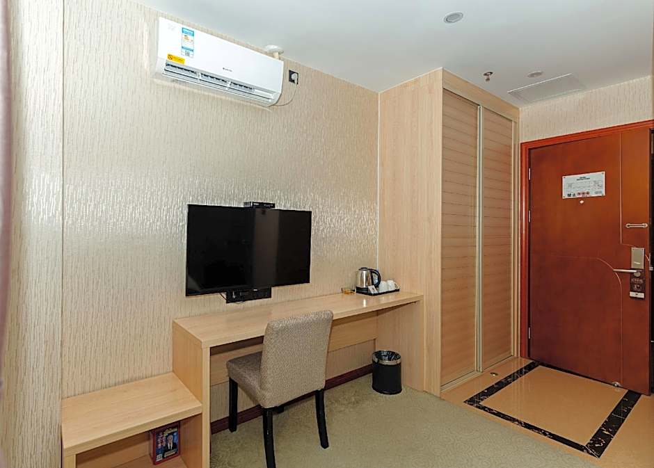 Kaiping Sanbu Junying Hotel