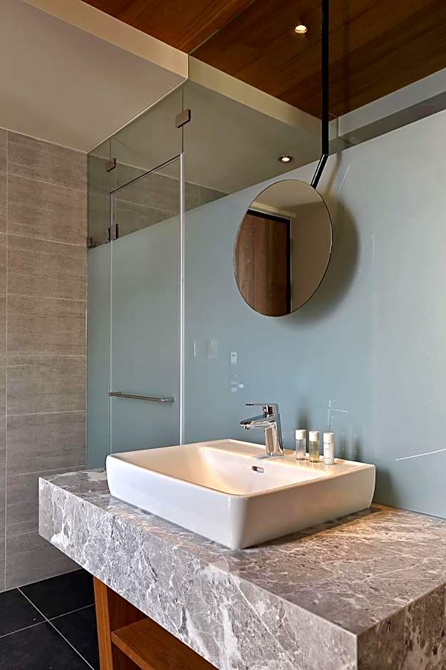 Sun Moon Lake Blue Sky Bay B&B