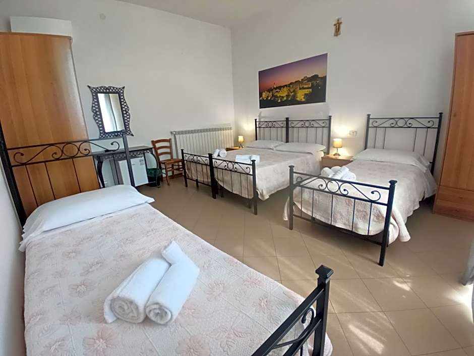 Residenza Pitigliano Gens Petilia - Nuova gestione