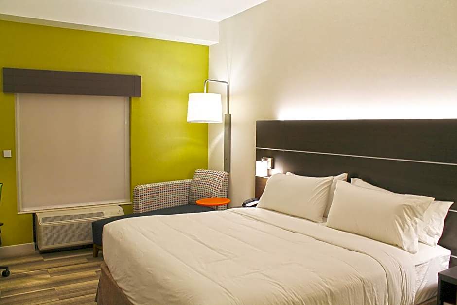 Holiday Inn Express & Suites St. Louise South I-55 By IHG