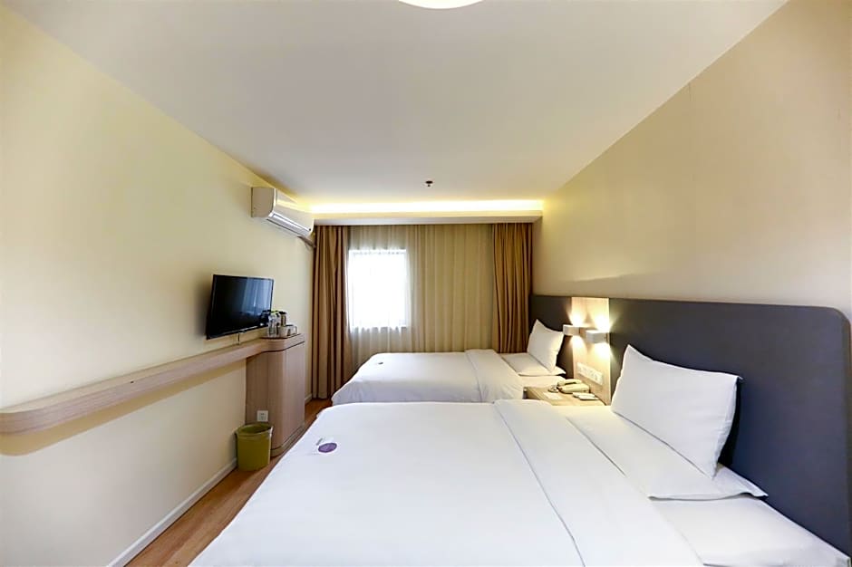 Hanting Express Chengdu Lingshiguan Road – Chengdu, IL