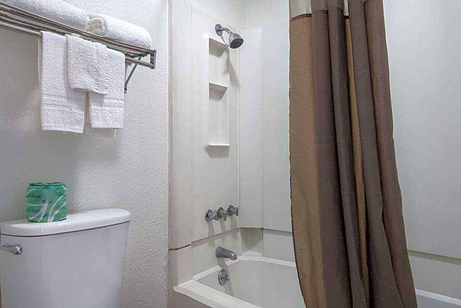 Motel 6-Marshall, TX