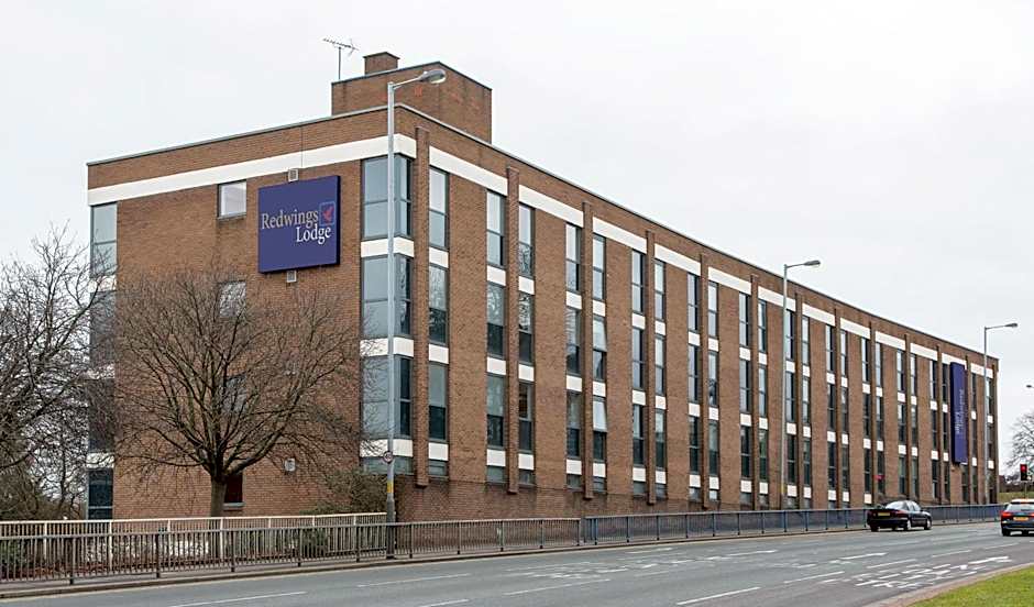 Redwings Lodge Wolverhampton Central