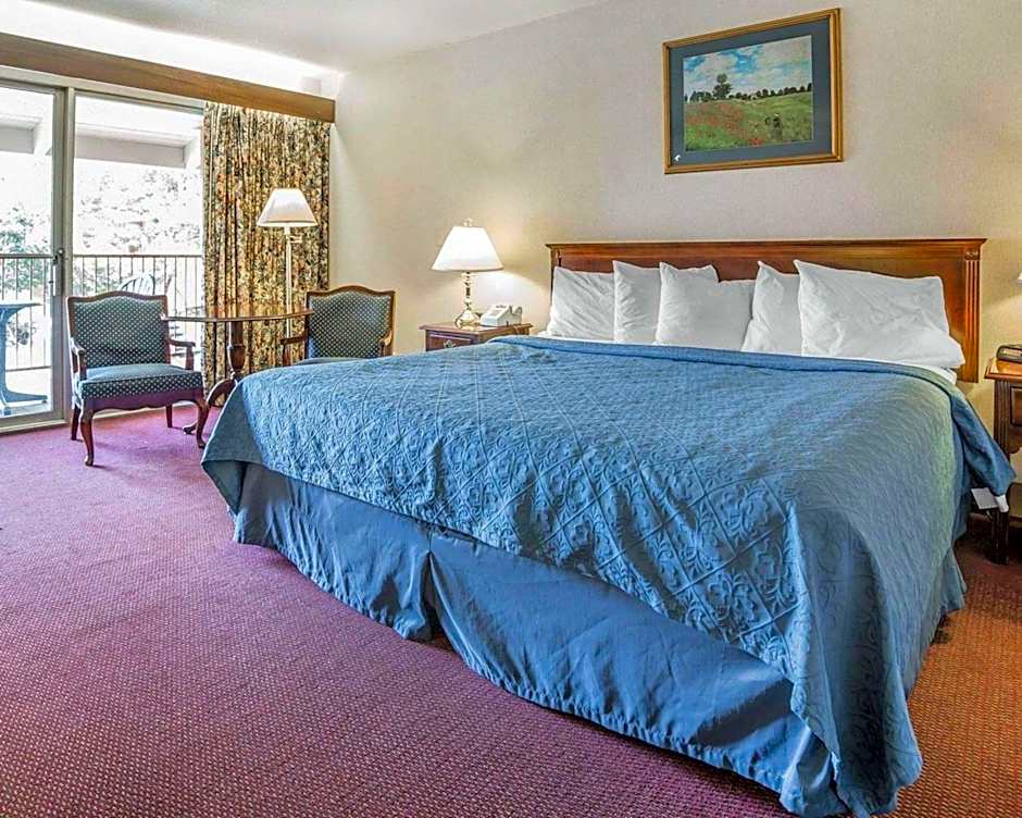 Econo Lodge Near Reno-Sparks Convention Center