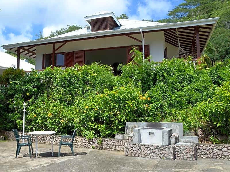 La Residence Villas & Studios