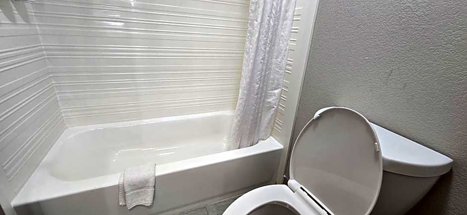 Baymont by Wyndham San Marcos