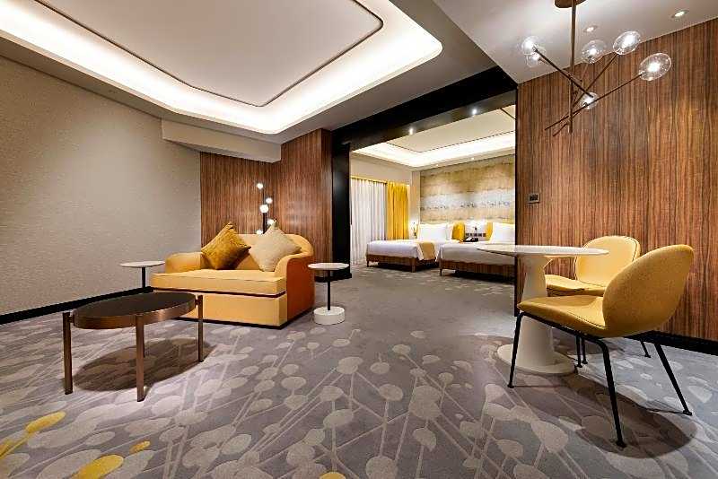 L’OCCITANE Themed Stay