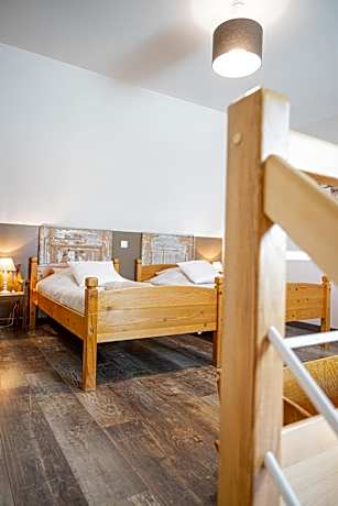 Duplex Quadruple Room