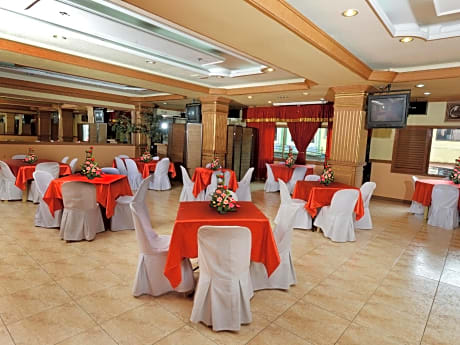 Paladin Hotel