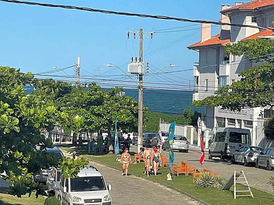 Lindo Apartamento! 100m da Praia Grande! EC01I