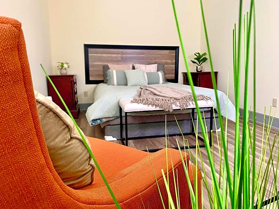 Perfect 6BR Stay Near Falls & Attractions