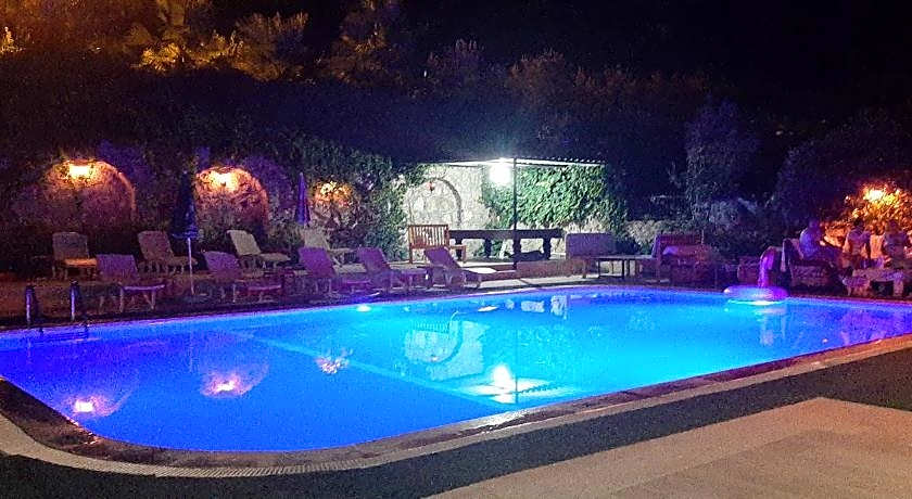 Everest Apart Hotel