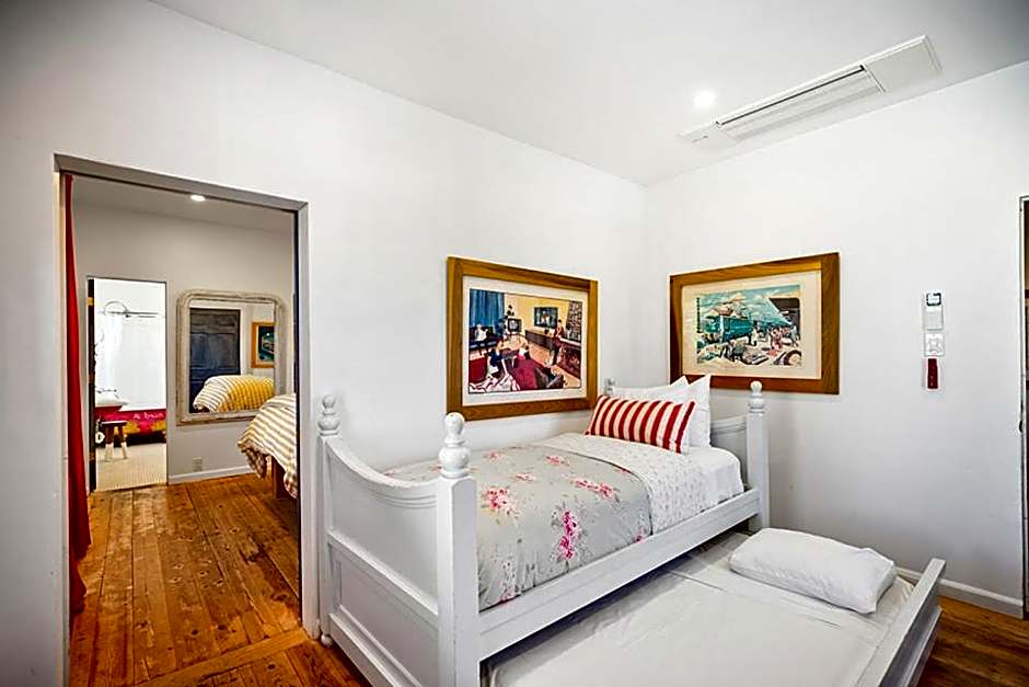 metro hotel