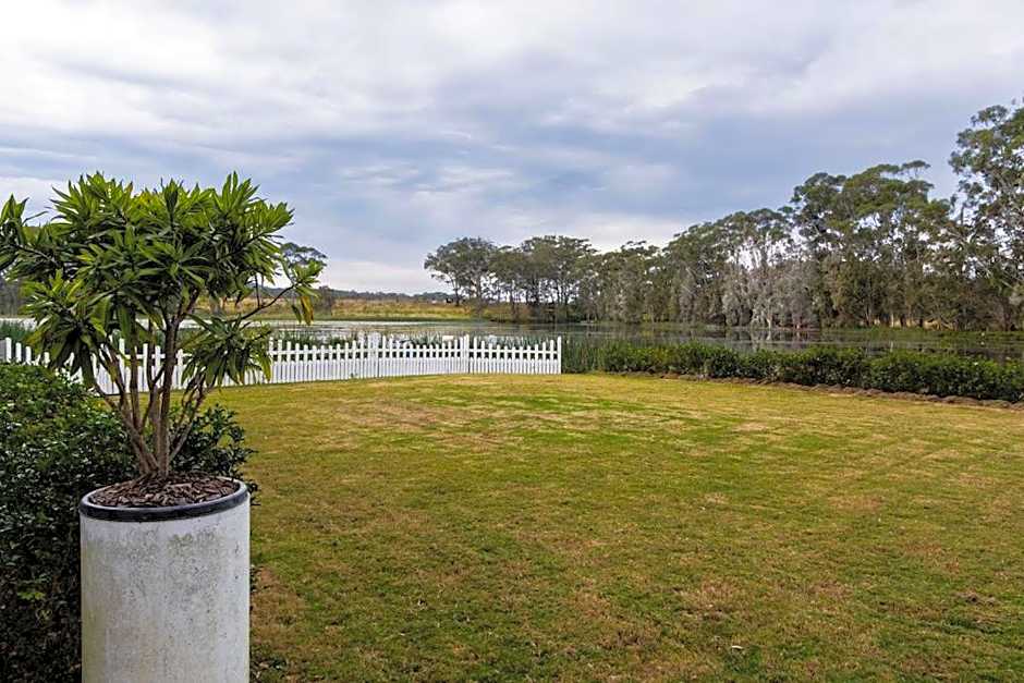 Lake Russell Retreat