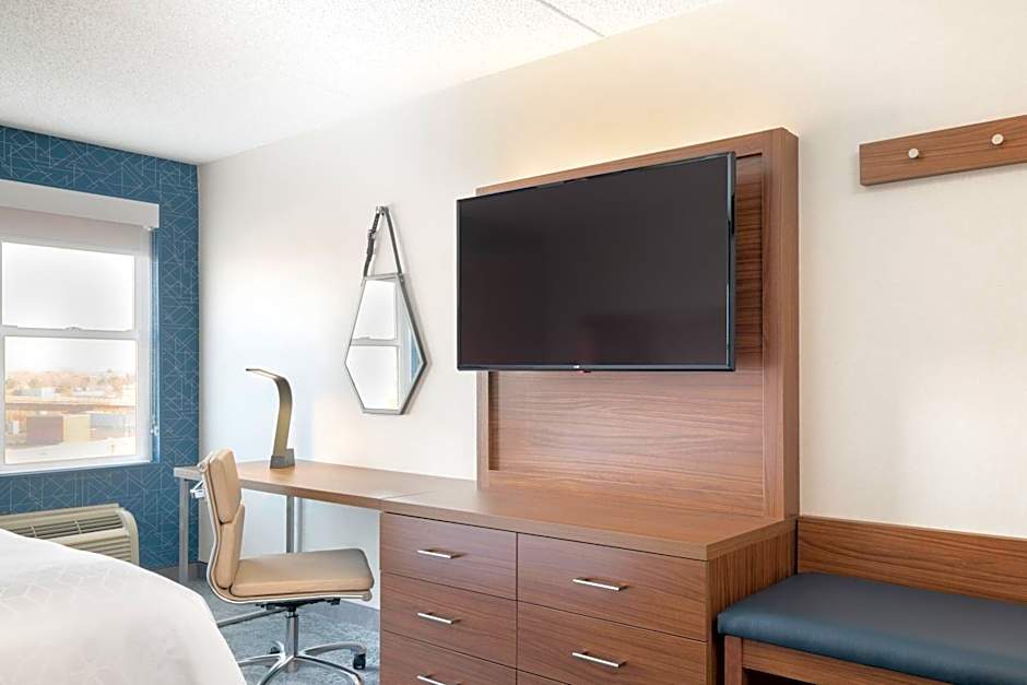 Holiday Inn Express Hotel & Suites Boston-Cambridge By IHG