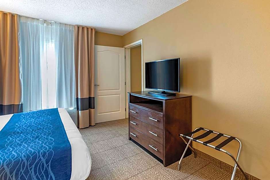 Comfort Inn & Suites Bryant - Benton