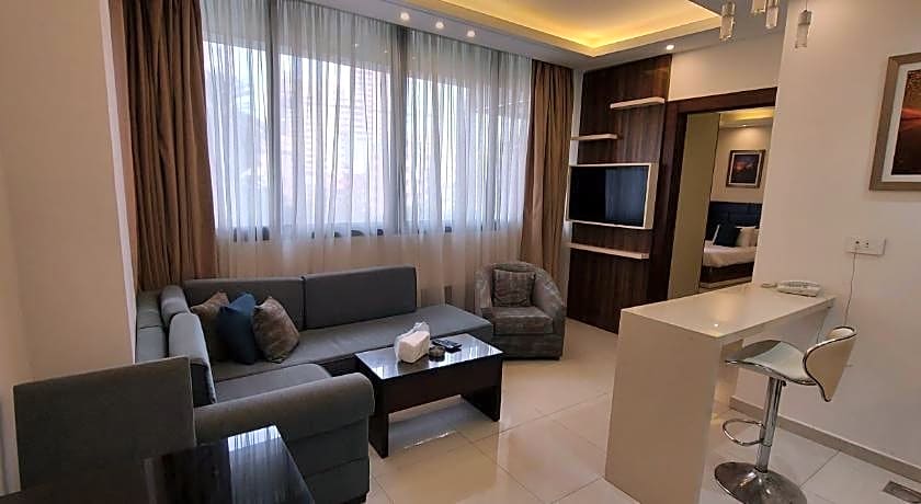 Palm Ville Suites