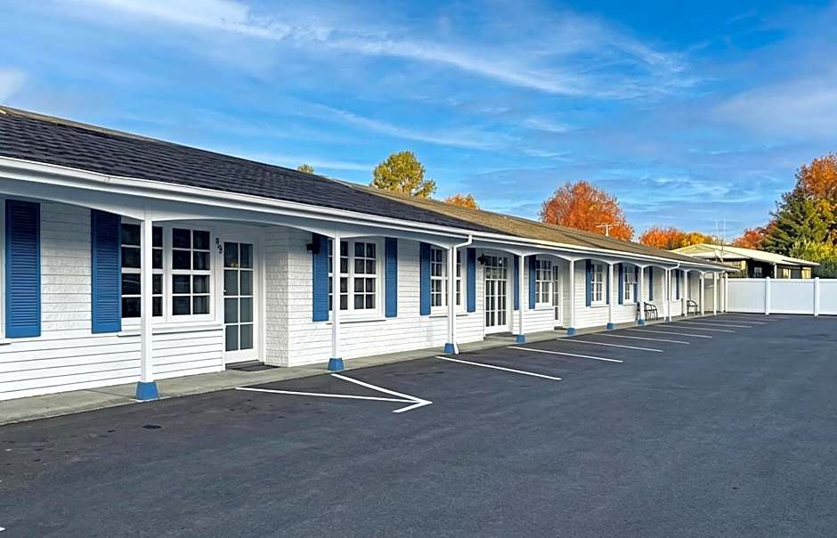 Boundary Court Motor Inn