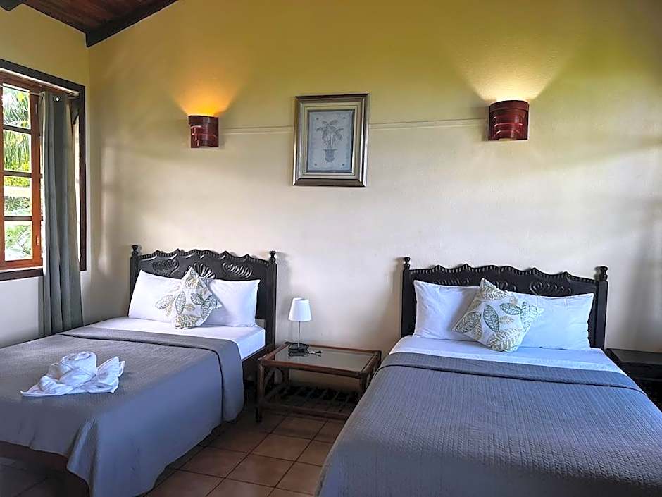Hotel La Colina