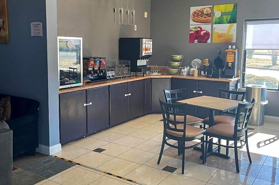 Quality Suites Abilene Mall Area