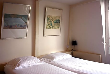 Double Room with Shared Facilities