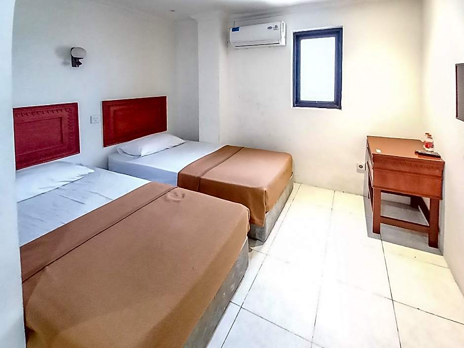 D Hans Hotel Syariah RedPartner near Wisata Religi Sunan Ampel Surabaya