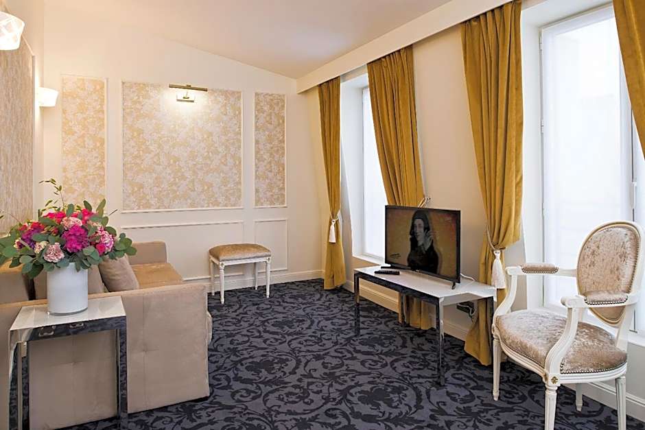 Hotel Saint Petersbourg Opera