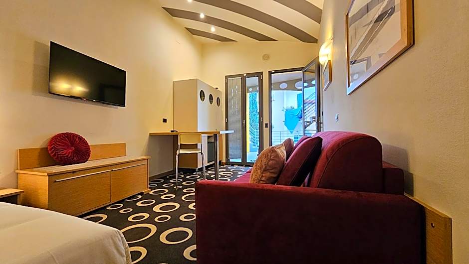 Select Executive Residence
