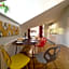 Crystal Suites Chez Helena