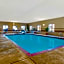 La Quinta Inn & Suites by Wyndham Midwest City - Tinker AFB
