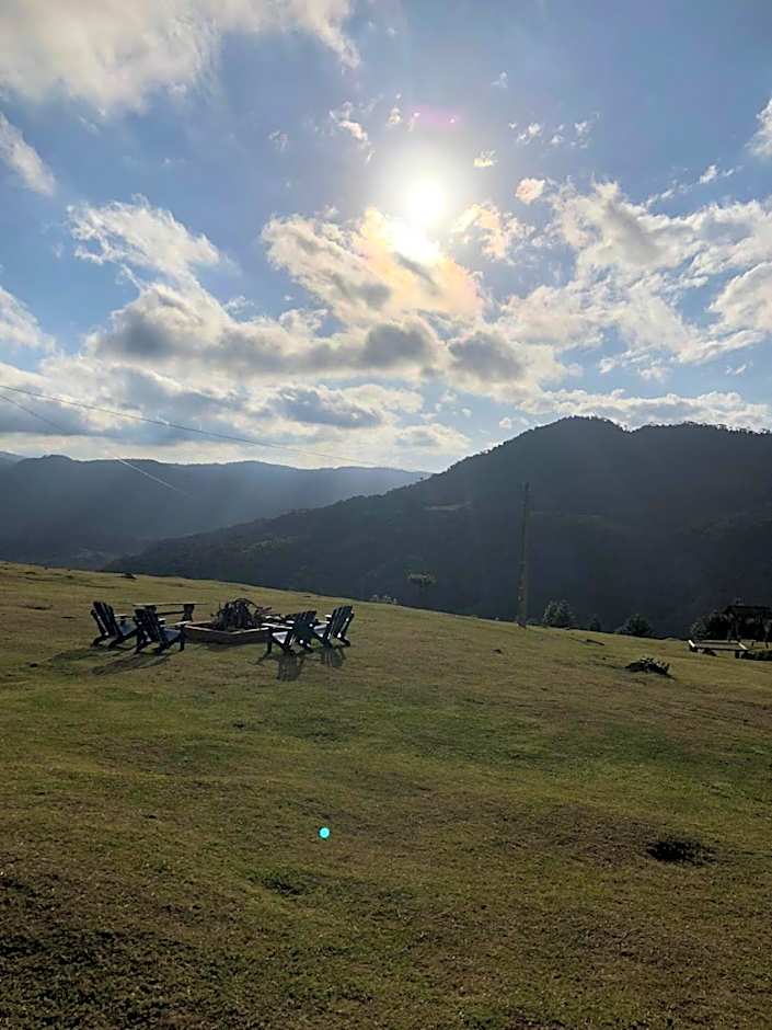 Pousada Colina dos Ventos - Cabana Monte!