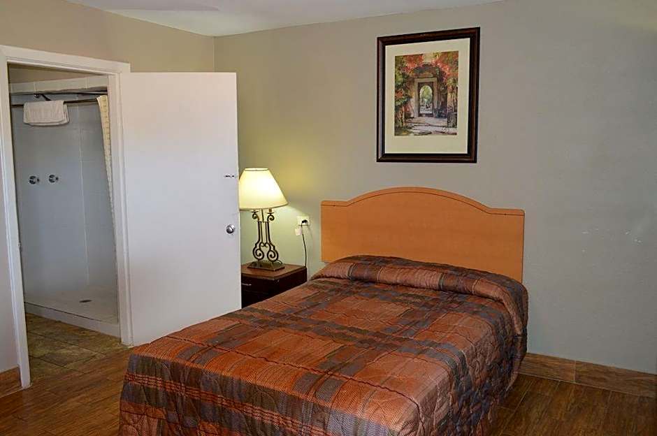 Paradise Inn