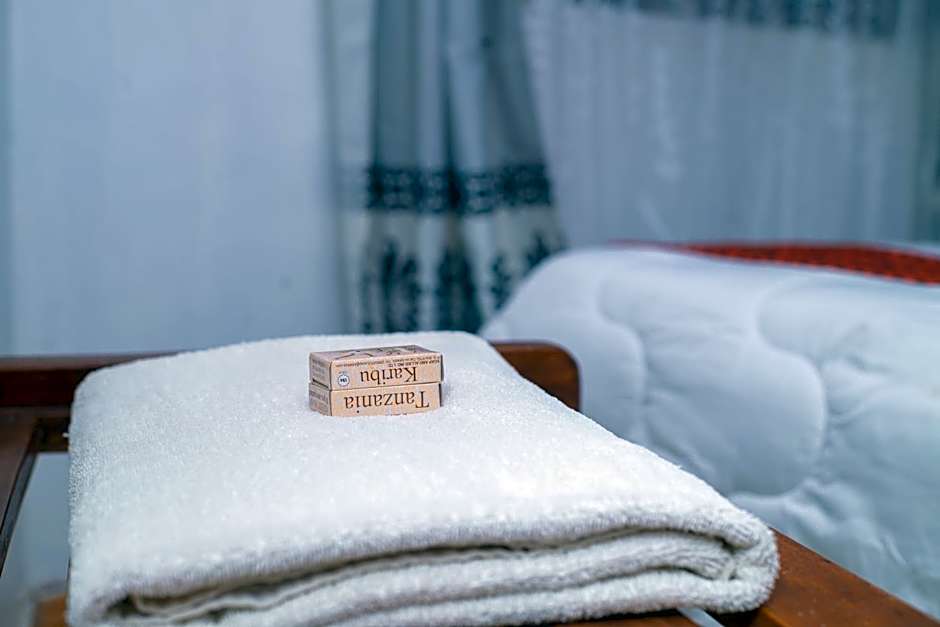 Arusha Giraffe Lodge