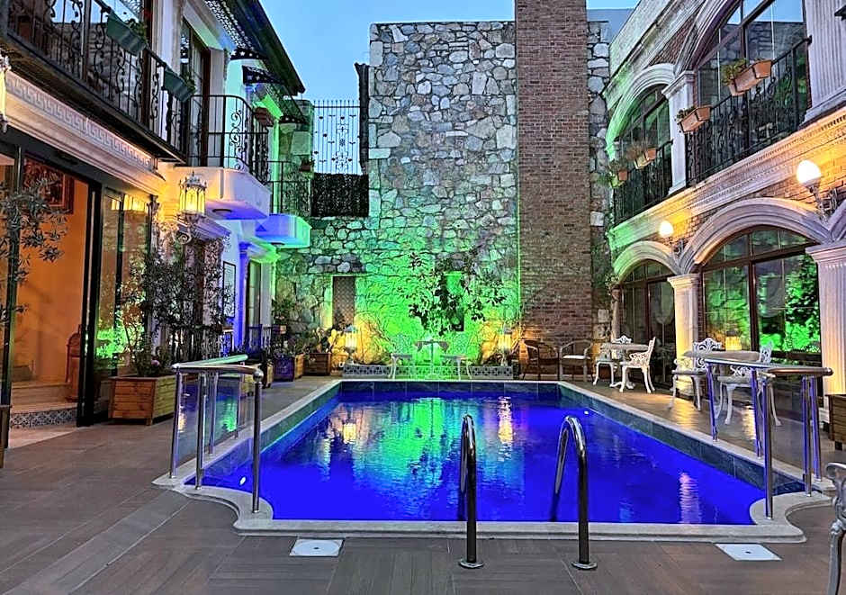 Saint John Hotel