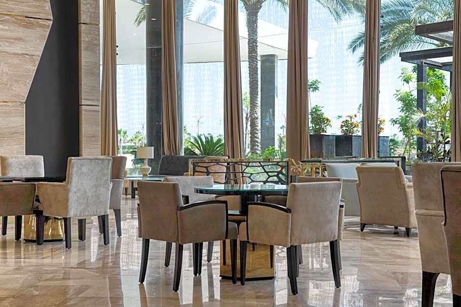 Radisson Blu Hotel & Convention Center, Alexandria