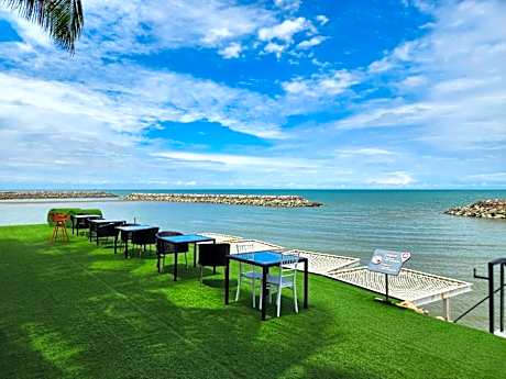 Eco Moment Beach Resort