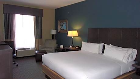 King Suite with Sofa Bed