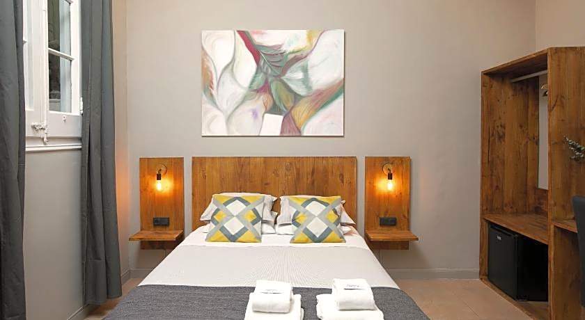 Jardinets Guest House